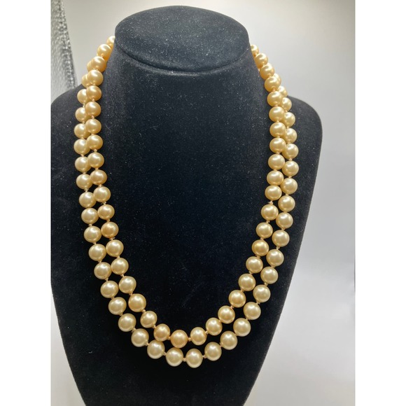Vintage Double Strand Pearl and Swarovski Crystal Necklace! - Picture 6 of 9